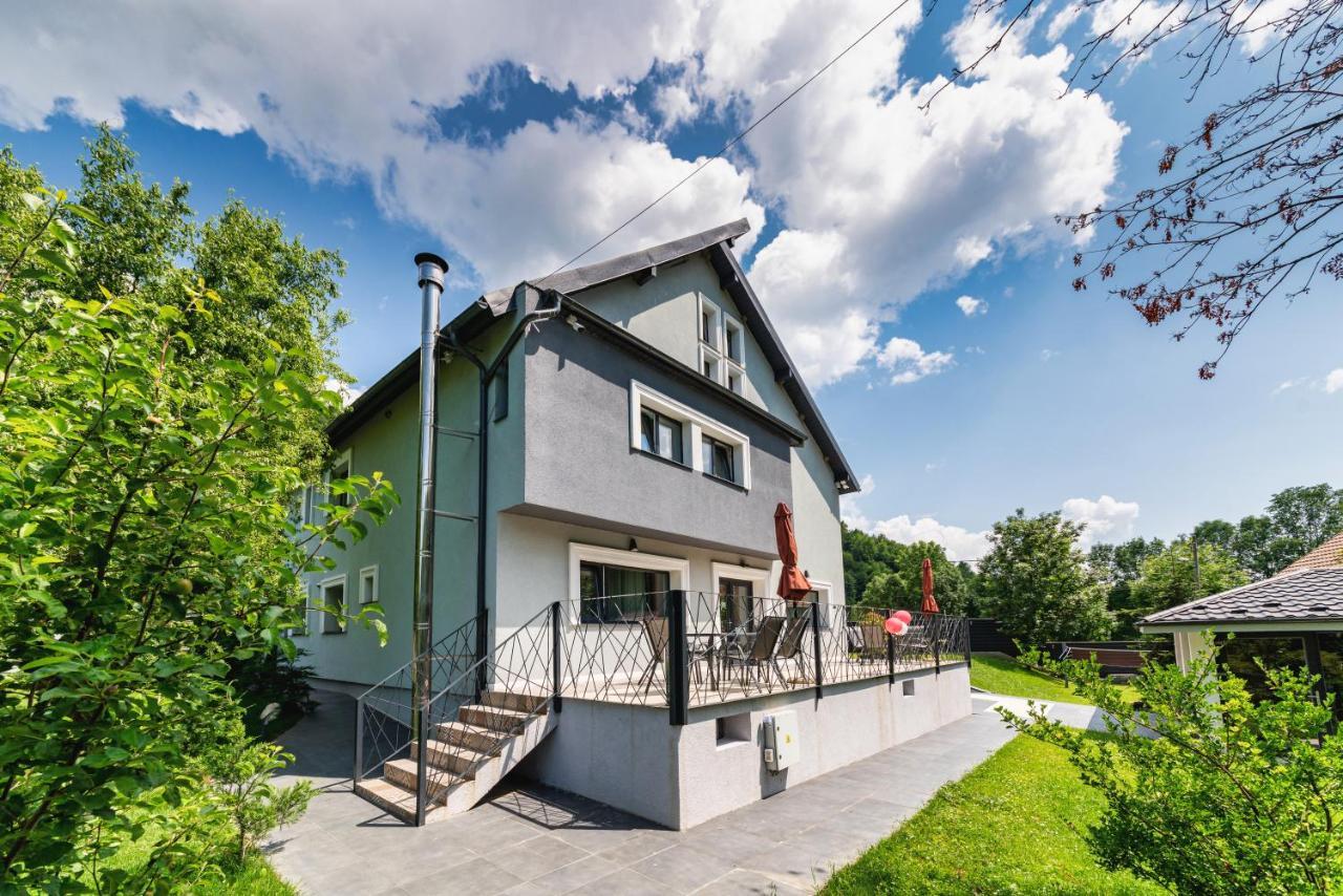 Bed and Breakfast Mira By Atra Teşila Exterior foto