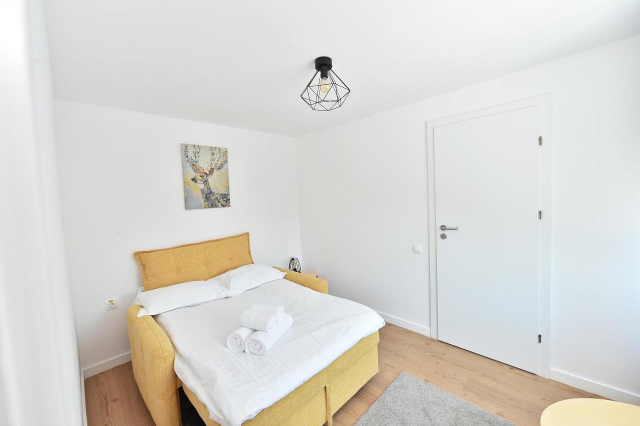 Bed and Breakfast Mira By Atra Teşila Exterior foto