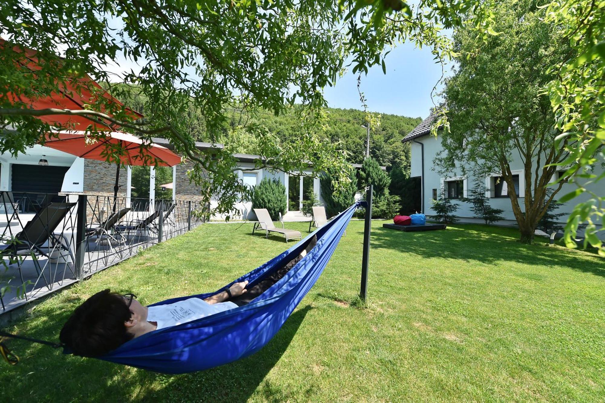 Bed and Breakfast Mira By Atra Teşila Exterior foto